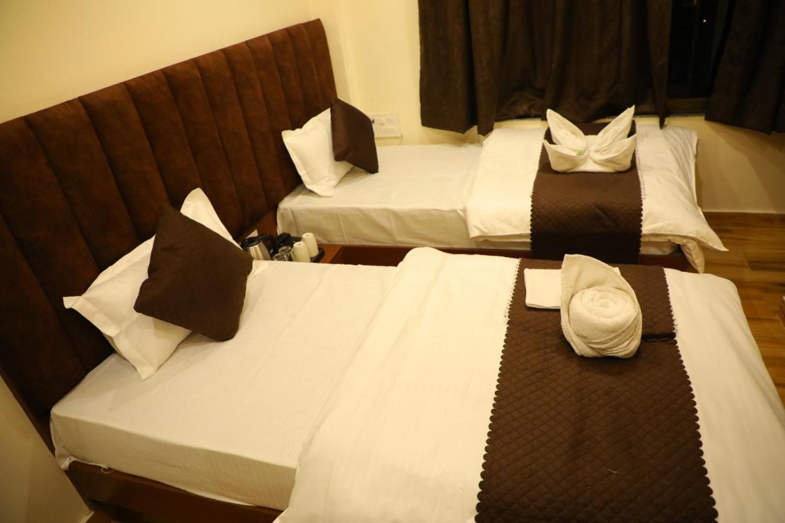 Jmk Regency Hotel - Varanasi — Photos 2